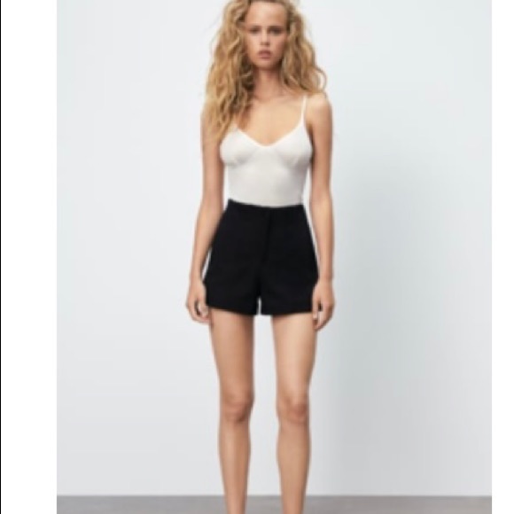 Zara high waist topstitch shorts M black no tags but never worn - Picture 2 of 9